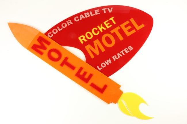 Sinal Rocket Motel feita com laser