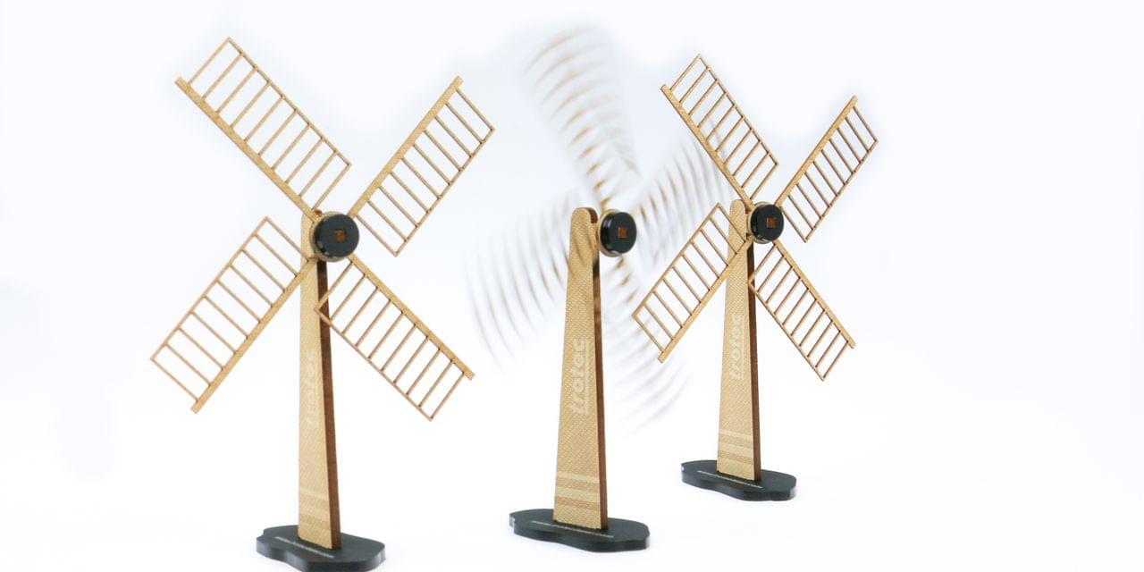 Laser cutting moving windmill
