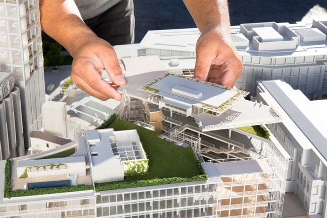 Концепция городского планирования — вырезанная лазером 3D-модель