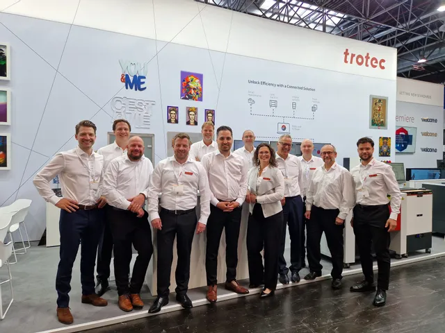 Trotec team toont Ruby software en lasertechnologie op beursstand