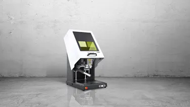 Mesin penandaan laser ringkas Trotec Rayjet dengan penutup pengaman