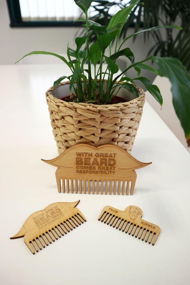 beard-comb-laser-cutting