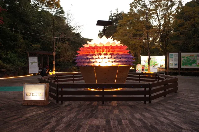 玉川学園のレーザー作品：ランプシェード