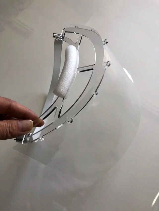 フェースシールド：兵庫県立姫路工業高等学校